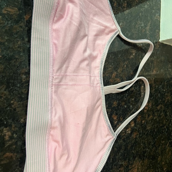 Lululemon Athletica Pink Sports Bra - Picture 9 of 9
